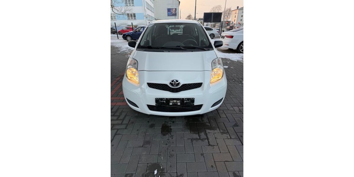 Toyota Yaris 70.762 km 4.499 &euro; Bremen 28309