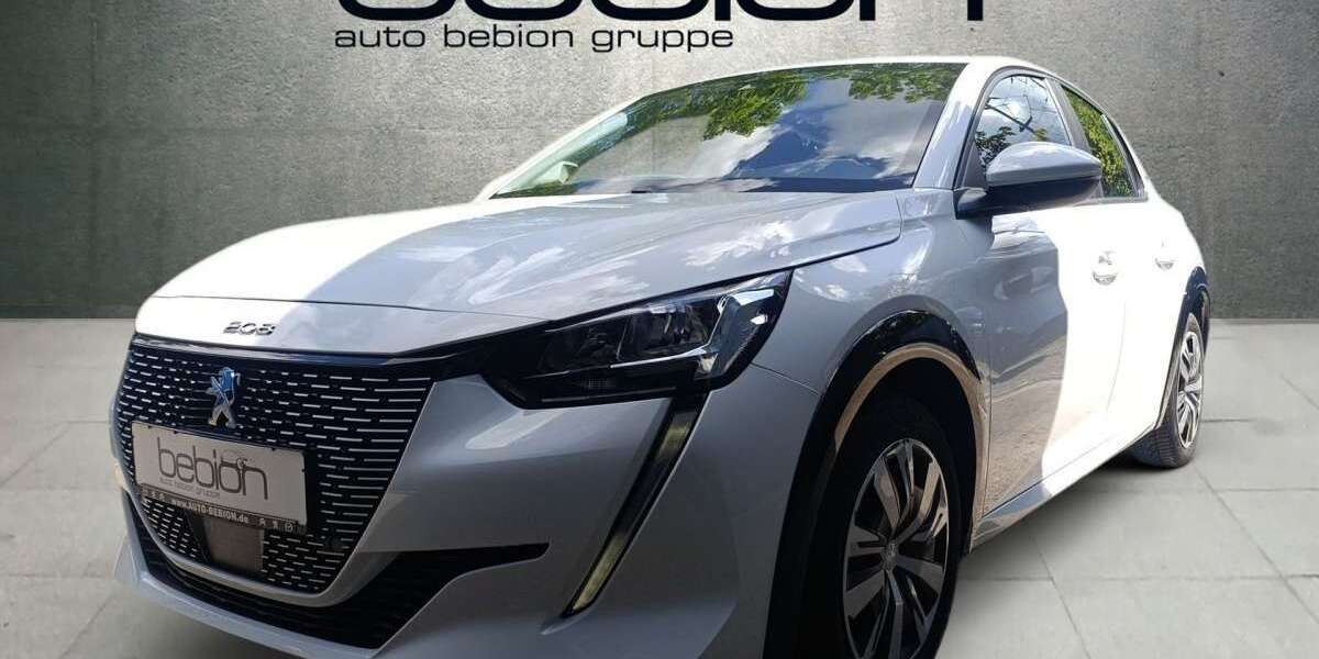 Peugeot 208 30.300 km 13.980 &euro; Frickenhausen 72636