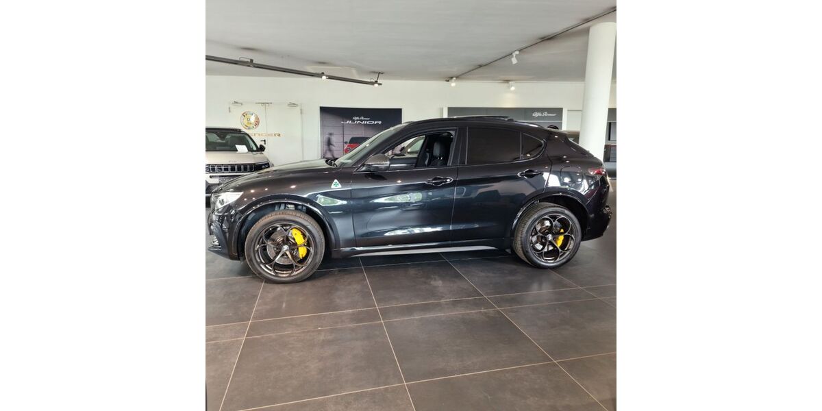 Alfa Romeo Stelvio 34.497 km 54.990 &euro; München 81827