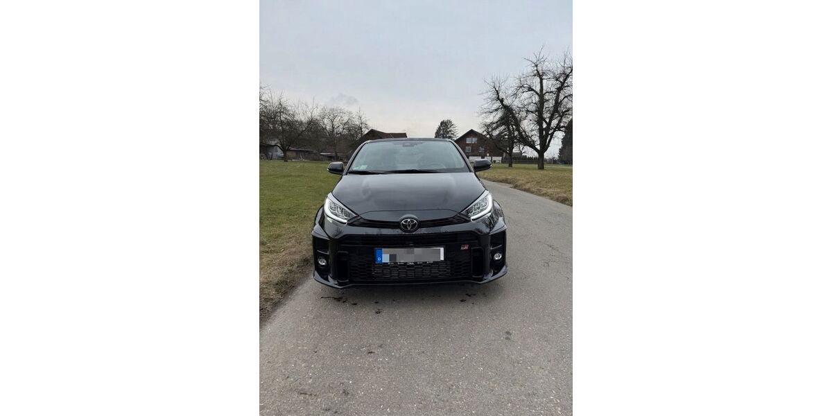 Toyota Yaris 50.000 km 34.000 &euro; Neustadt an der Orla 07806