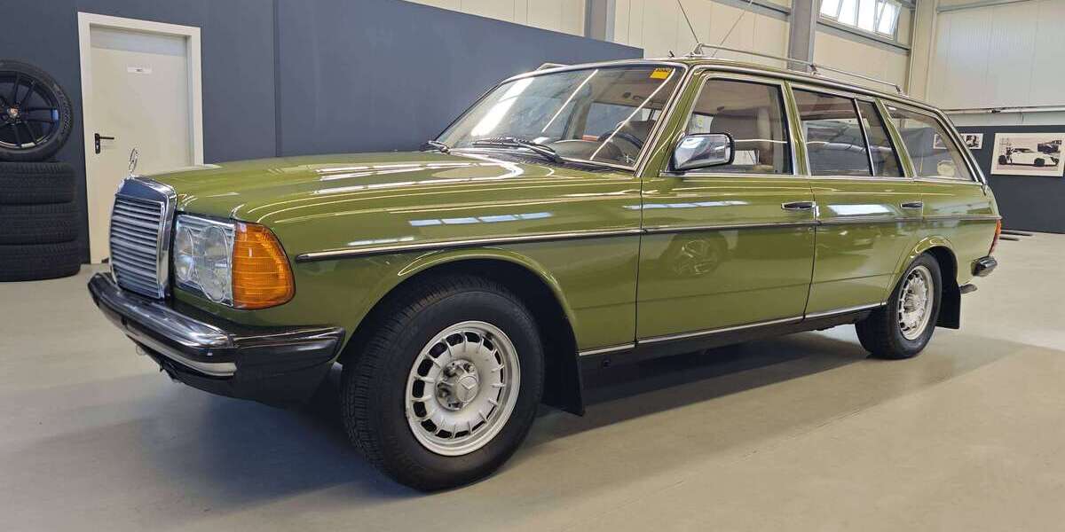Mercedes-Benz 230 131.000 km 29.900 &euro; Tettenweis 94167
