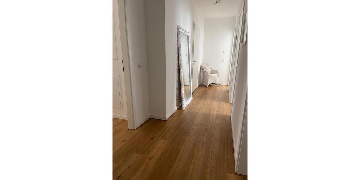 Etagenwohnung Düsseldorf Pempelfort - 4 Zimmer, 105 m&sup2;, 2.094&euro; | Angebot:25420383