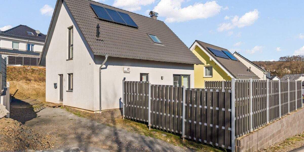 Einfamilienhaus Meinerzhagen - 4 Zimmer, 110 m&sup2;, 359.500&euro; | Angebot:25602805