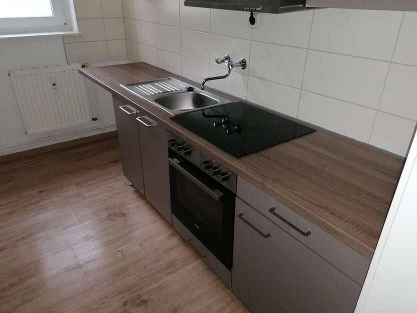 Renovierte 4 Zimmer Wohnung mit EBK in der Waldsiedlung 4 zimmer