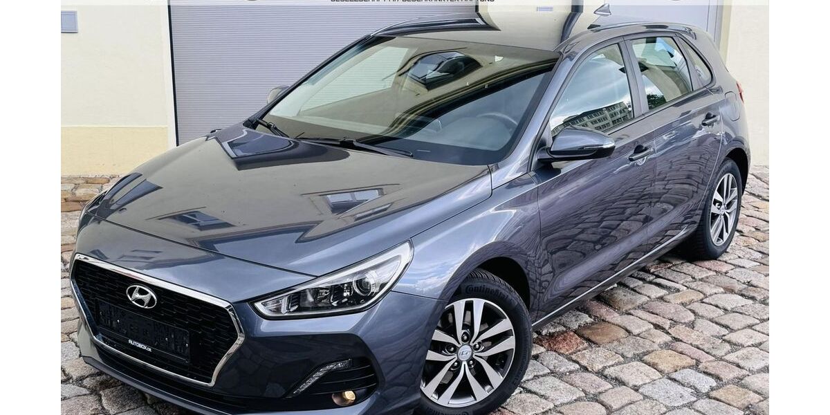 Hyundai i30 67.763 km 12.890 &euro; Dresden 01257