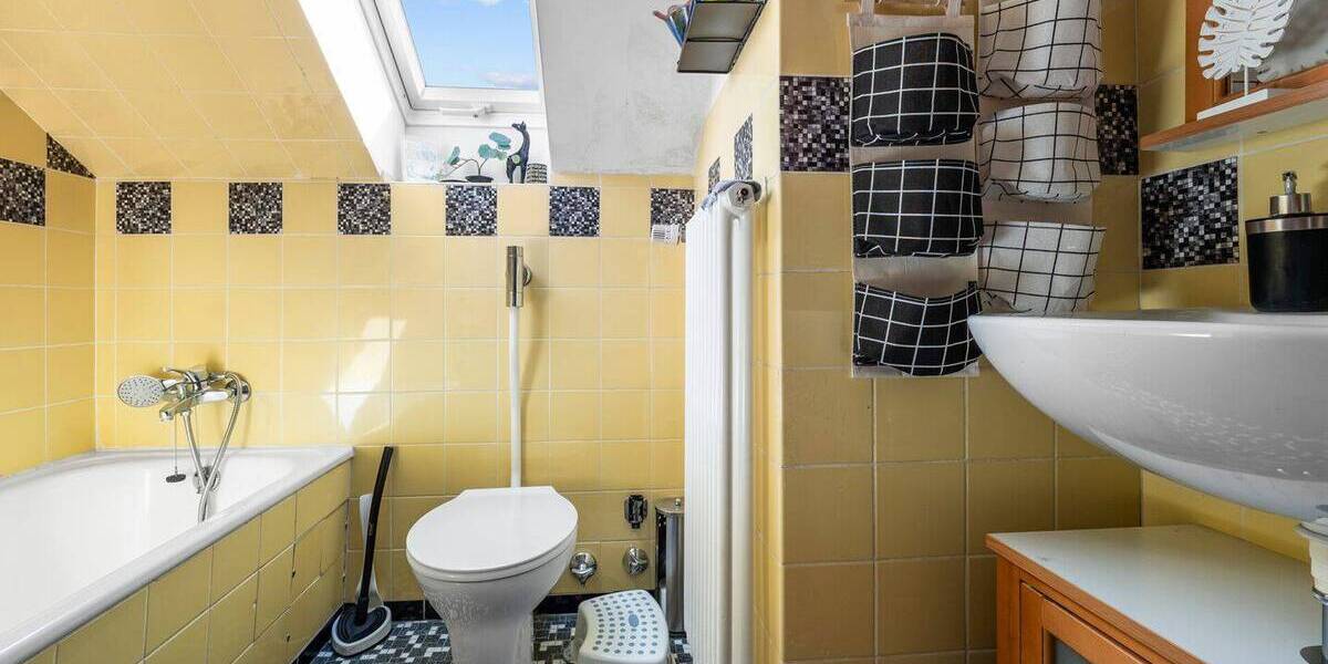 Reihenendhaus Kirchzarten - 7 Zimmer, 167 m&sup2;, 919.000&euro; | Angebot:26686413