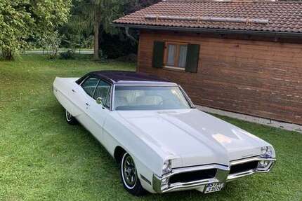 Pontiac Bonneville 98.000 km 25.000 € Penzberg 82377