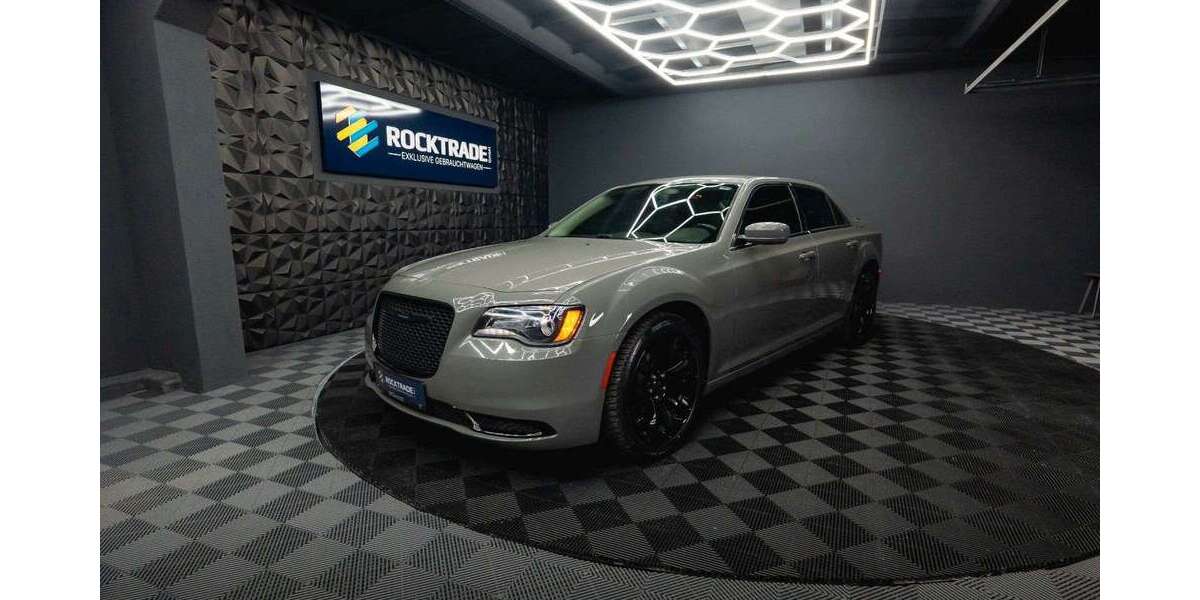 Chrysler 300C 122.850 km 21.990 &euro; Leipzig 04178