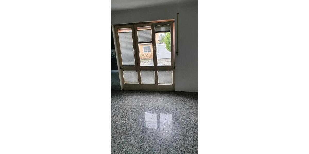 Hochparterre Pfarrkirchen - 1 Zimmer, 35 m&sup2;, 99.000&euro; | Angebot:26881734