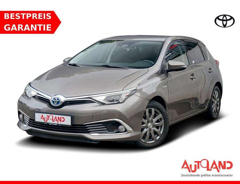 Toyota Auris 71.649 km 15.950 € Gera 07546