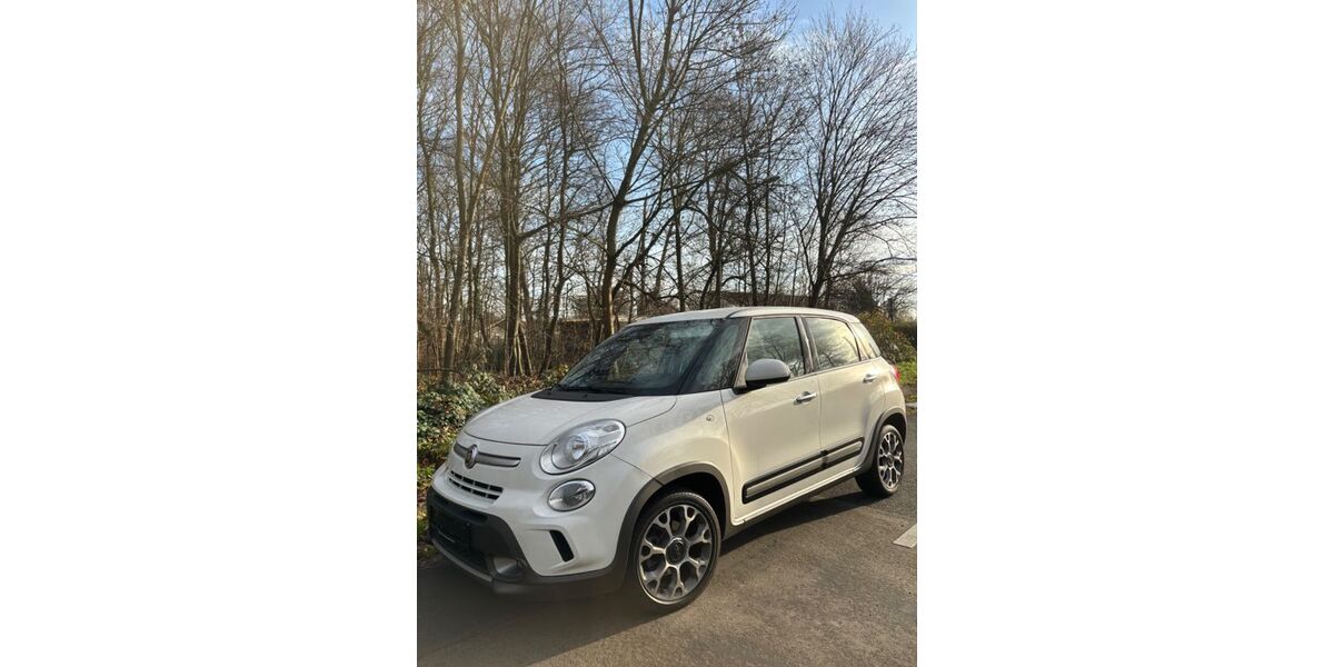 Fiat 500L 79.853 km 8.700 &euro; Köln 50739