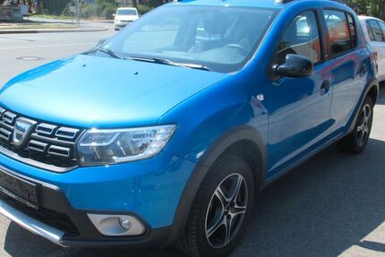 Dacia Sandero 85.000 km 7.990 &euro; Bad Salzuflen 32105
