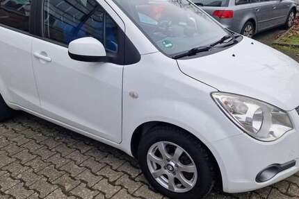 Opel Agila 156.431 km 2.650 &euro; Eschborn / Frankfurt 65760