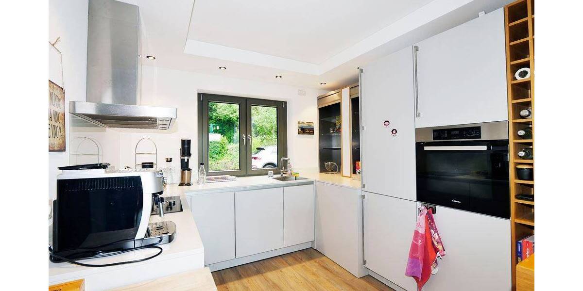 Einfamilienhaus Bad Honnef - 4 Zimmer, 165 m&sup2;, 1.980&euro; | Angebot:26694507