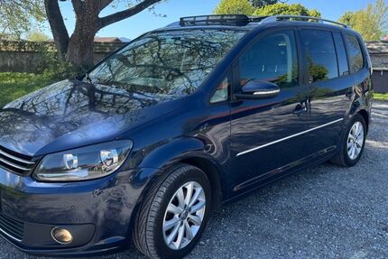 VW Touran 240.000 km 10.100 &euro; Aschau im Chiemgau 83229