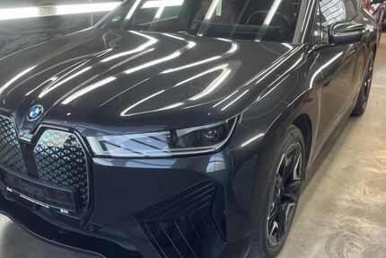 BMW iX 26.829 km 43.120 &euro; Hamm 59067