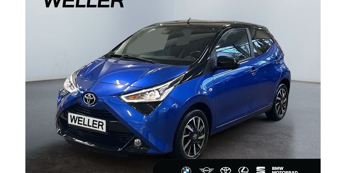 Toyota Aygo (X) 54.596 km 12.440 &euro; Bremen 28205