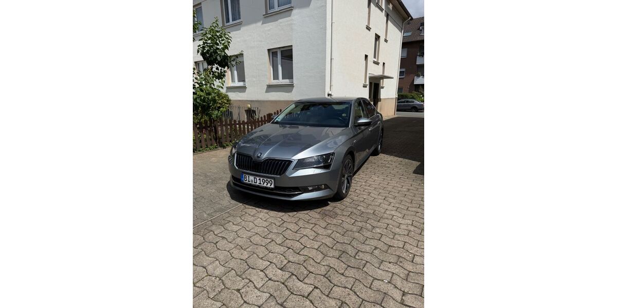 Skoda Superb 132.300 km 15.650 &euro; Bielefeld 33607