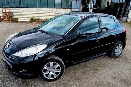 Peugeot 206 105.000 km 2.099 &euro; Straelen 47638