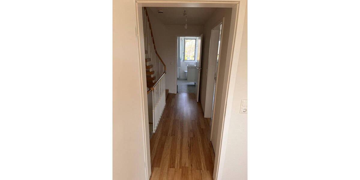 Reihenendhaus Reinfeld - 4 Zimmer, 112 m&sup2;, 1.750&euro; | Angebot:25934087