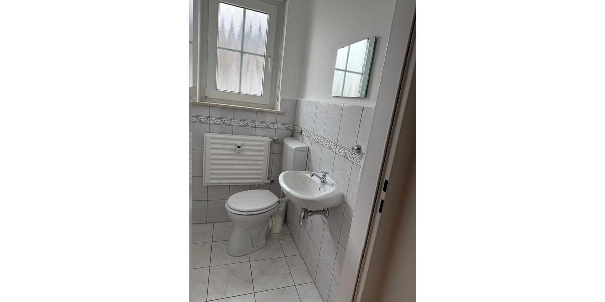 Etagenwohnung Schwarzenfeld - 3 Zimmer, 72 m&sup2;, 560&euro; | Angebot:26699667