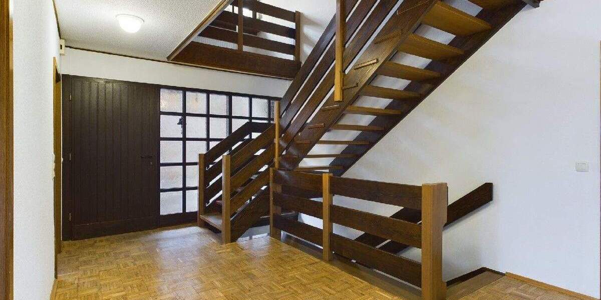 Geräumiges EFH im charmanten Landhausstil mit großem Garten 5 zimmer