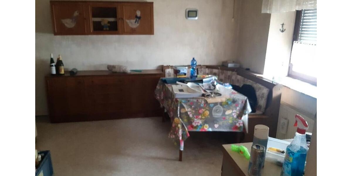 Reihenhaus Walsdorf - 7 Zimmer, 136 m&sup2;, 148.000&euro; | Angebot:26710597