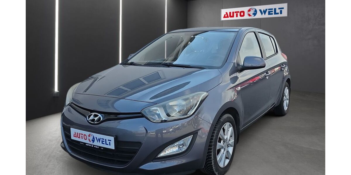 Hyundai i20 53.343 km 6.990 &euro; Sandersdorf Brehna 06796