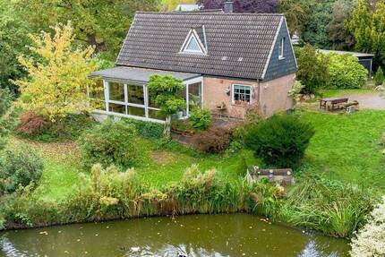 Idyllisches Einfamilienhaus auf traumhaftem Naturgrundstück mit Teich – nur wenige Minuten von Kiel entfernt 2 zimmer