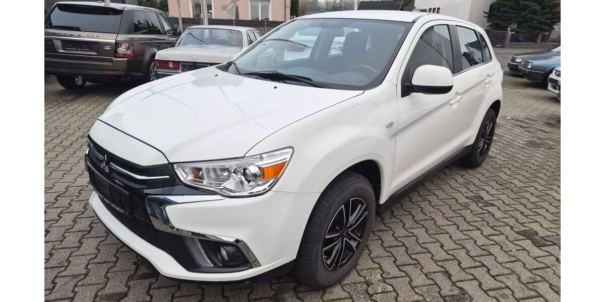 Mitsubishi ASX 82.300 km 13.199 &euro; Elz 65604