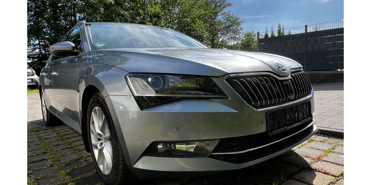 Skoda Superb 177.999 km 13.800 &euro; Arnsberg 59821