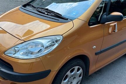 Peugeot 1007 124.500 km 2.099 &euro; Vaterstetten 85591