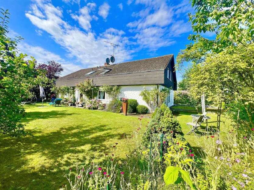 Haus zum Kaufen in Hohenfels-Mindersdorf 349.900 € 122 m²