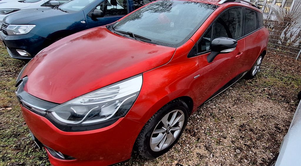 Renault Clio 132.300 km 4.200 &euro; Ulm 89075