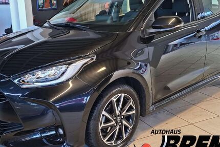 Toyota Yaris 64.050 km 16.950 &euro; Celle 29227