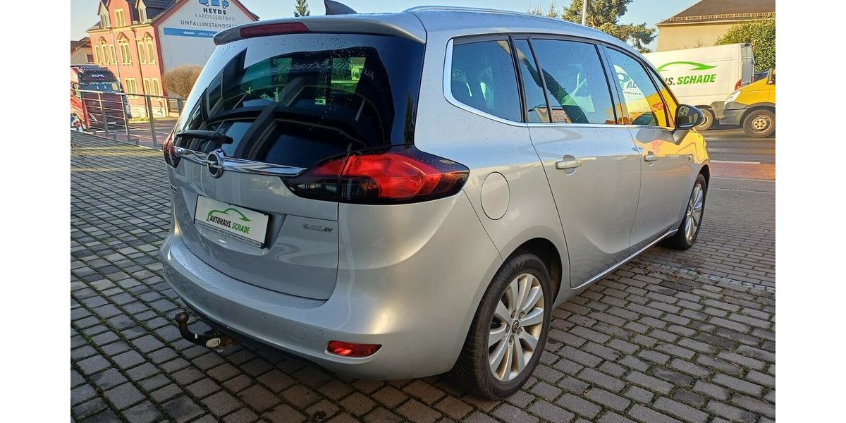 Opel Zafira C Tourer Innovation 225.537 km 6.995 &euro; Meißen 01662