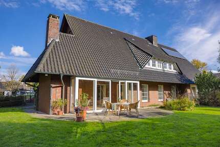 Haus Lotte - 11 Zimmer, 350 m&sup2;, 595.000&euro; | Angebot:25913894