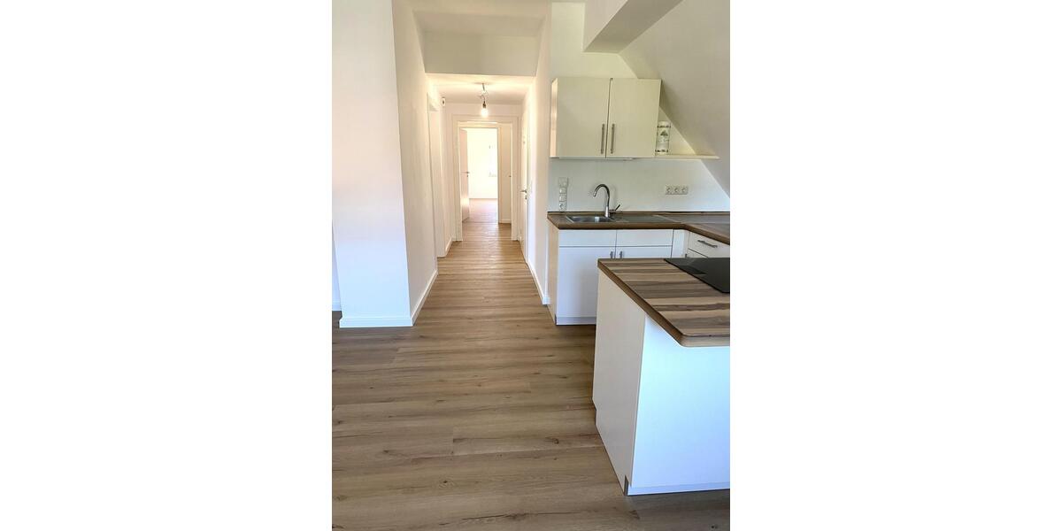 Dachgeschoßwohnung Fischach - 2 Zimmer, 80 m&sup2;, 840&euro; | Angebot:26689978