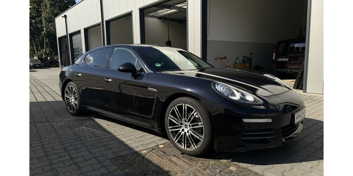 Porsche Panamera 4 / Xenon / 20 ´´ Felgen / GSD / TV 189.000 km 32.900 &euro; Mönchengladbach 41066
