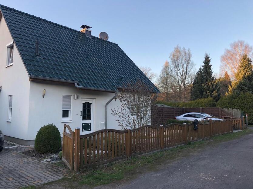 Einfamileinhaus, Hennigdorf, 4 Zimmer, Garage, Haus, 120m2,Garten