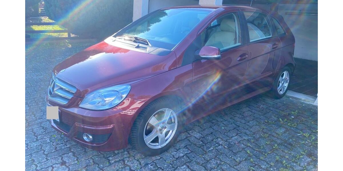 Mercedes-Benz B 200 112.000 km 8.490 &euro; Söhrewald 34320