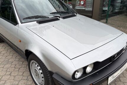 Alfa Romeo GTV 71.900 km 9.450 &euro; Beverstedt 27616