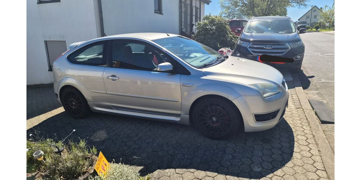 Ford Focus 253.400 km 4.200 &euro; Malborn 54426