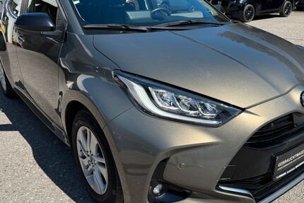 Mazda 2 Hybrid 31.000 km 22.900 &euro; Altensteig 72213