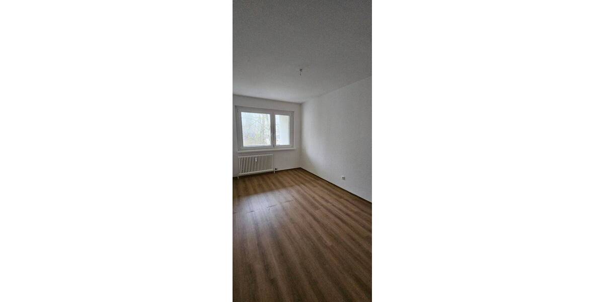 Etagenwohnung Wiesbaden Dotzheim - 3 Zimmer, 67 m&sup2;, 790&euro; | Angebot:25970830