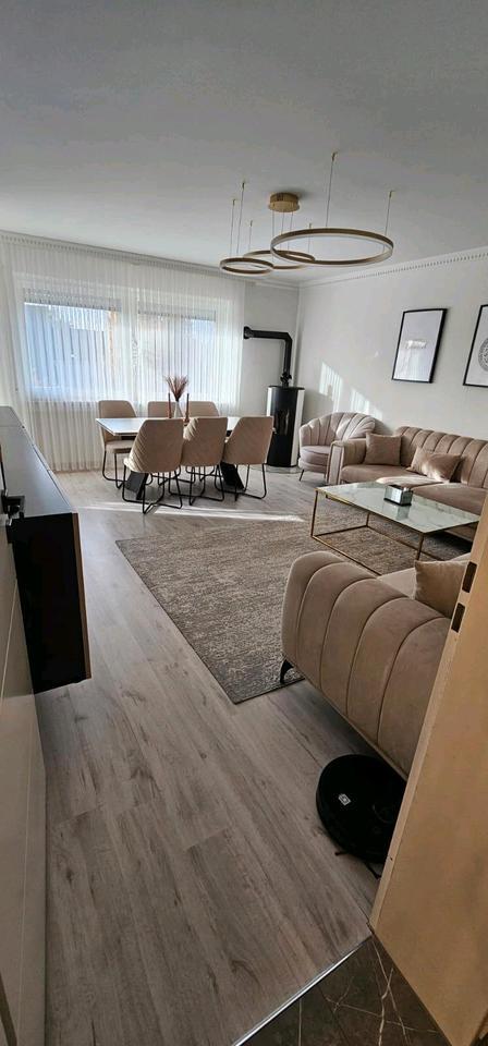 Helle 4-Zimmer Wohnung mit 50qm Nutzfläche im Keller (UG) zimmer