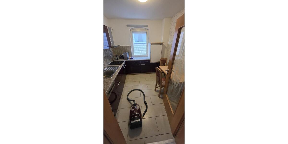 Etagenwohnung Emmerthal - 5 Zimmer, 110 m&sup2;, 850&euro; | Angebot:26099719