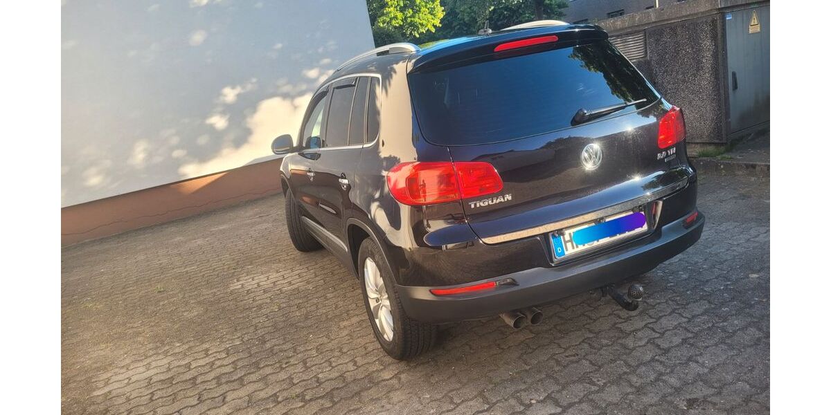 VW Tiguan 276.440 km 7.490 &euro; Hamburg 21073