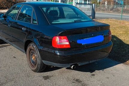Audi A4 294.000 km 1.000 &euro; Rehau 95111