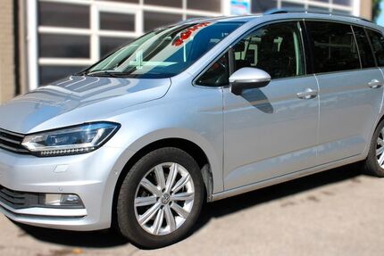 VW Touran 231.000 km 12.700 € München 80636